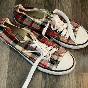 Women’s sneakers